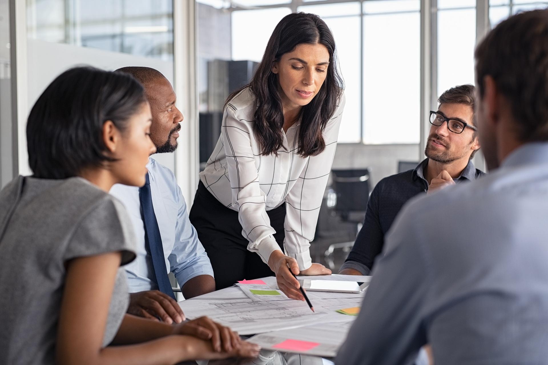 Besprechung zu Seminarplanung im Team | Seminarmanagement Software