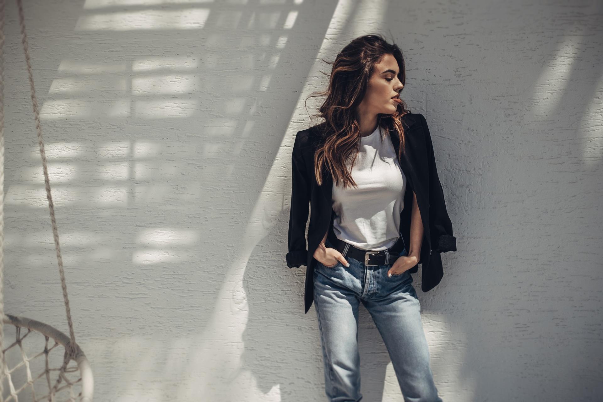 Klassisches Streetstyle-Outfit mit Blazer | Pullover kaufen